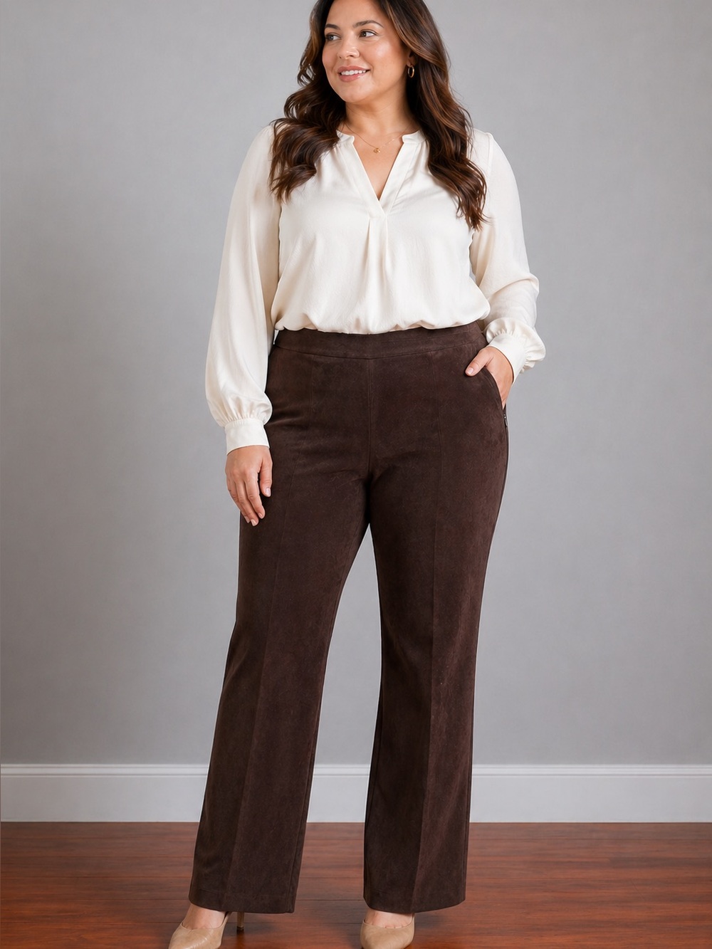 Women’s Briggs New York Brown Faux Suede Size 16 Dress Pants